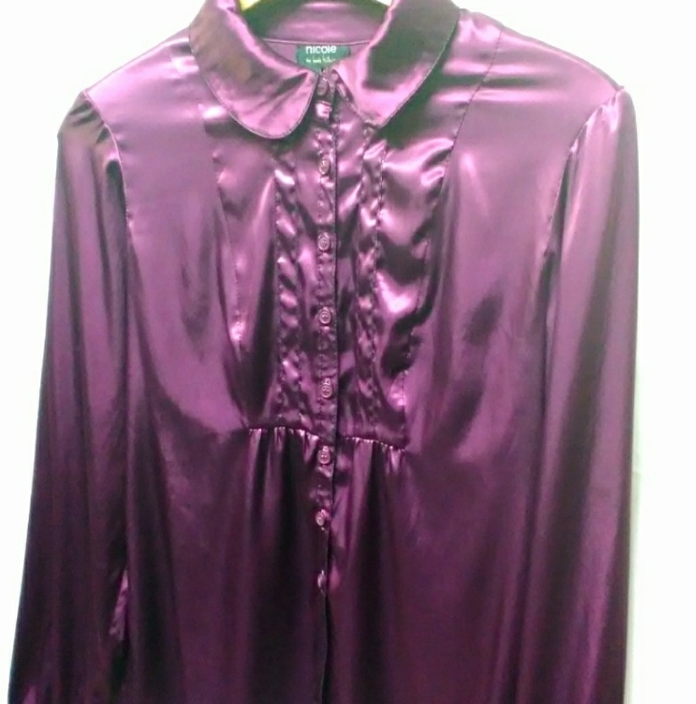 NWT Nicole by Nicole Miller Cranberry Blouse